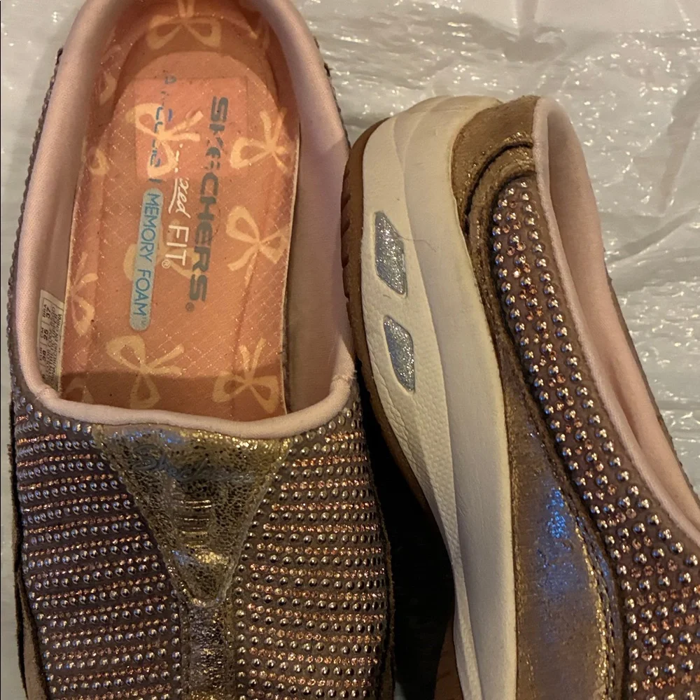 Skechers Glittering Gold Slip-Ons - Picture 3 of 4